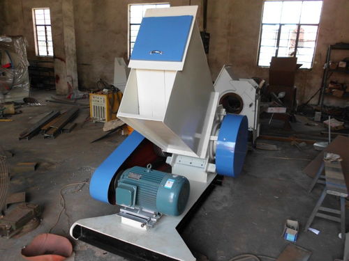 阳江水冷橡胶塑料破碎机报价解析及选购指南