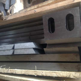 塑料破碎机刀片设计与图纸解读